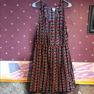 Women’s dress size L